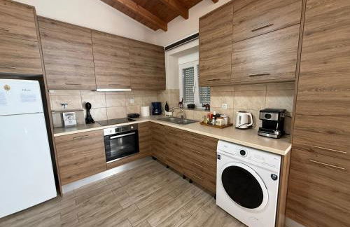 Villa Asterousia with Heated Jacuzzi, BBQ & Lounge - Photo 15