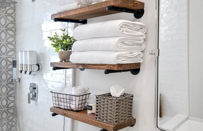 Stylish Luxury Home Near Beach & DT - Foto 16