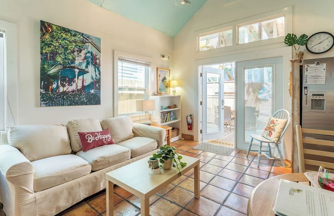 Casita de Catherine by Avantstay 1 Block to Duval St w/ Hot Tub! - Photo 1