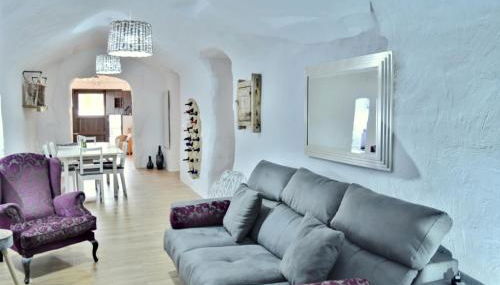 Cuevas Helena - Foto 3