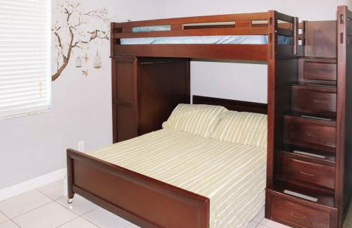 Charming Modern Valrico Getaway - Pets Welcome - Foto 29