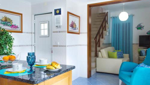 HouseBea - Photo 1, Garden view, young children