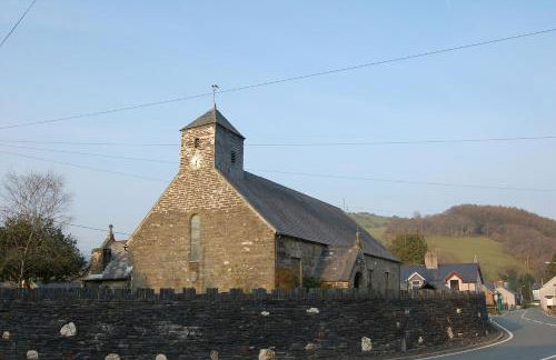 Bronhaul Cottage in Pennal - Photo 32