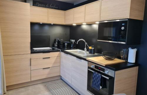 Cottage pour 6 personnes avec piscine couverte et chauffée à 300 m de la mer avec Wi-Fi et climatisé , 3 chambres - Foto 5