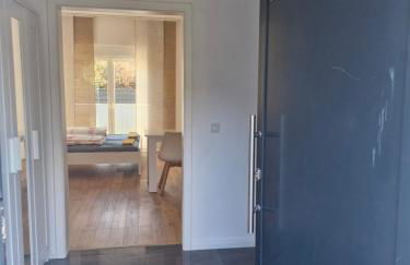 Apartment Cologne-Bonn Airport - Photo 1