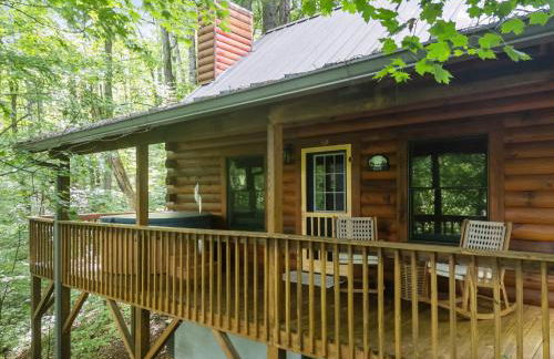 Cozy Maggie Valley Hot tub cabin - Foto 8