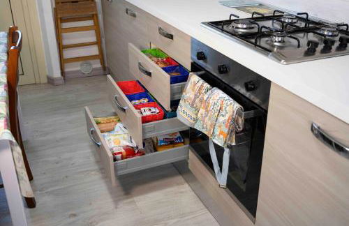 intero appartamento con giardino e colazione Dario - Photo 9