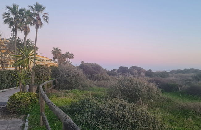 Luxury 2-bed Apartment Elviria - Pool, Sauna & gym - Foto 27