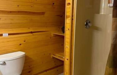 A-Frame Cabin #6 with Hot Tub on Patoka Lake in Southern Indiana - Foto 8