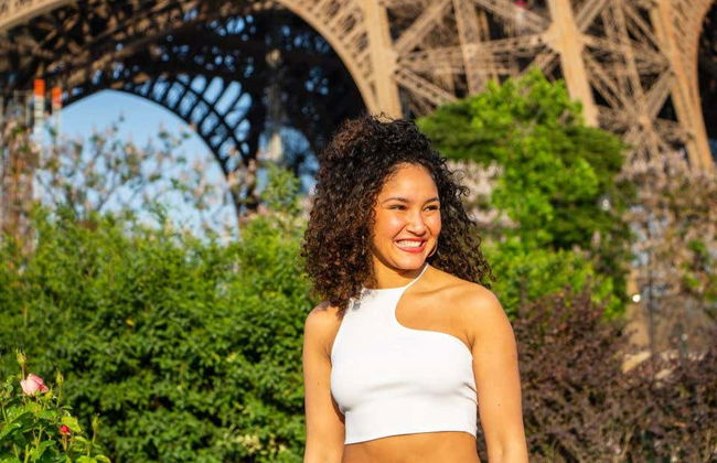 Séance photo privée à l'extérieur de la Tour Eiffel - Photo 4