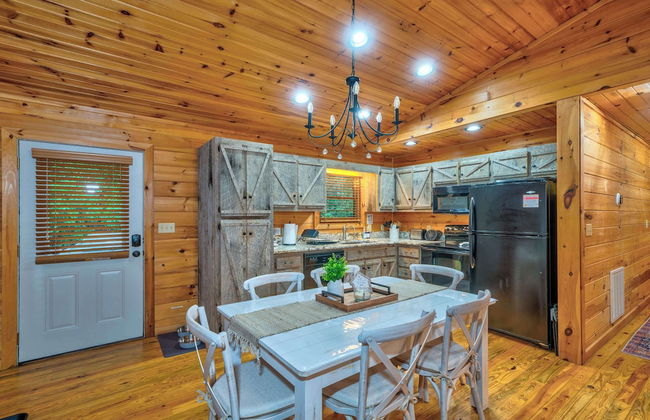 Misty Creek Cabin Private 3 BDR w/ Game Room! - Foto 34