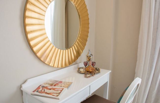 Windmill Apartments 2 - Photo 9