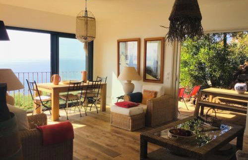 Belle Villa VUE MER EXCEPTIONNELLE PISCINE PRIVÉE 3 mn PLAGES et CALANQUES - Foto 16