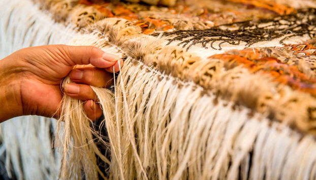 Ammirando il lavoro artigianale