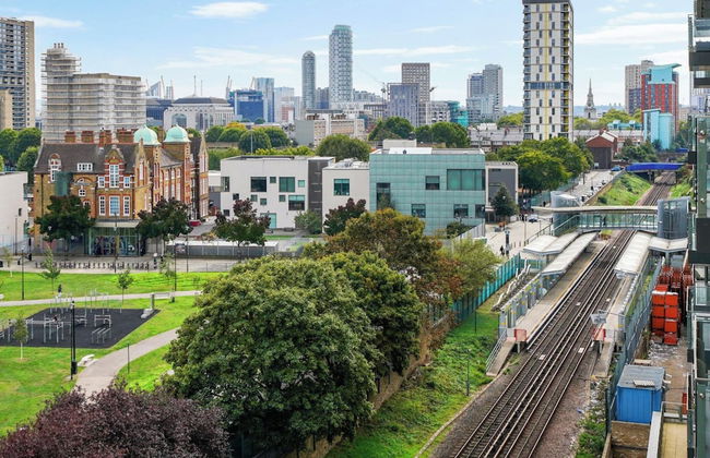 Skyline View 1 Bed Apartment Sleeps 2 - Balcony - Foto 10