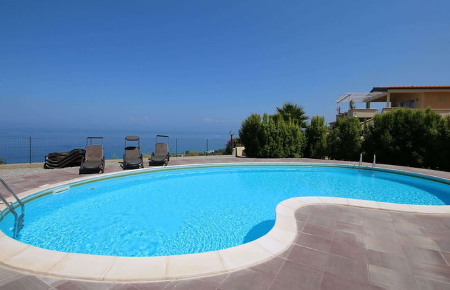 Family Sea-view Retreat in Parghelia - Foto 13