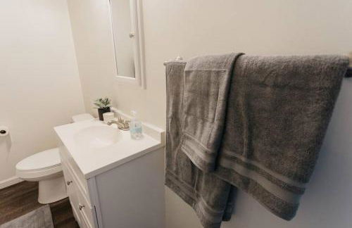 Stylish & Cozy Home in Dayton-Close to Everything! - Foto 9