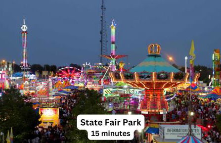 Pool Table, Arcade, Darts, 3 Car Garage, Sleeps 20 - Photo 74