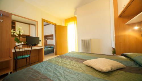 Residence il Capodoglio - Foto 5, wardrobe