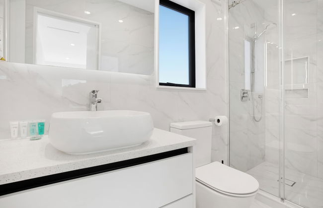 Style Serenity Townhouse with Parking - Photo 33