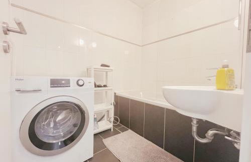 Home4Now DOR03 Monteursunterkunft in Dormagen I 3 Schlafzimmer für 6 Personen I Küche I SmartTV I WiFi - Foto 5