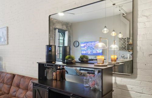 Speakeasy Attached, Walkable to Cavs, Flats, Casino - Foto 19