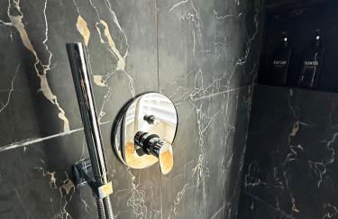 LR Deluxe Apartments - Fondazione Prada - Metro M3 - Photo 21