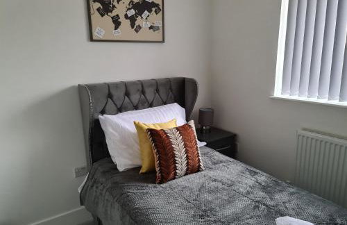 SAV 5 Bed Luxury House Leicestershire - Photo 24