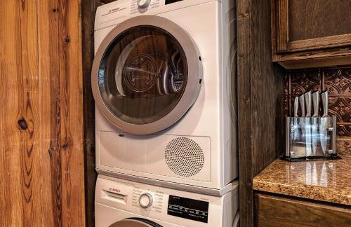 Cozy Lakefront Cabin on Lake Nantahala with Dock - Foto 17