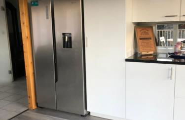 CONDRIEU appartement 1 er et parking voiture vélo - Foto 12