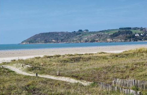 3 Bedroom Nice Home In Ploumilliau - Foto 28