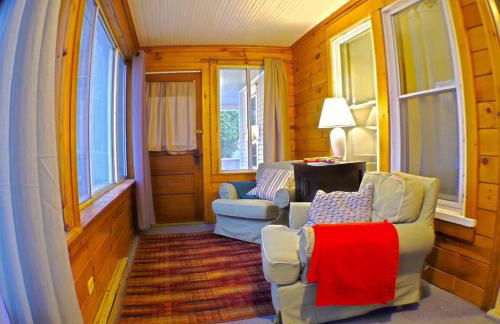 The Craftsman Farmhouse with Modern Flair - Photo 11