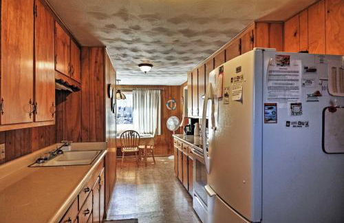 South Fork Log Cabin with Beautiful Mountain Views! - Foto 10