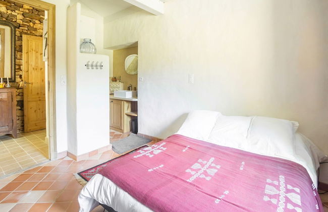 Holiday Home in Mazeyrolles With Garden - Foto 1