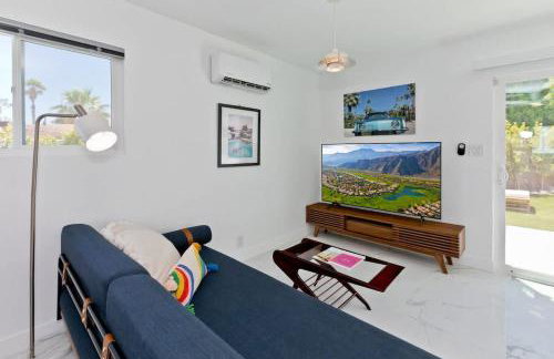 Quintessential Family Palm Springs Salt Pool Spa Casita - Foto 62