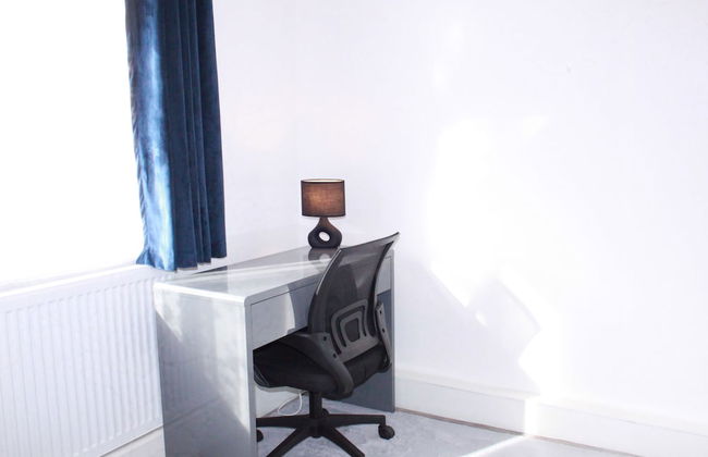 6guests-parking-nearstansted-accessible - Foto 26