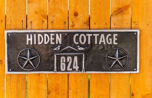 Hidden Cottage mins to Main St and sleeps 4 - Photo 6