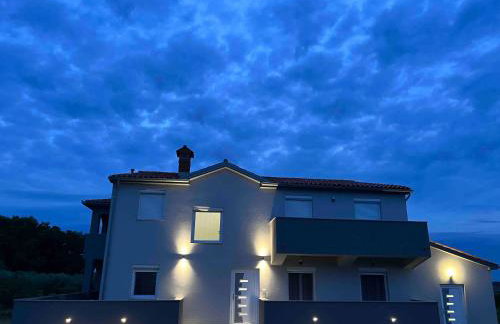 Studio apartman Fjaka - Foto 1