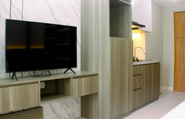 Comfy Studio Apartment at LRT City Jatibening - Photo 8