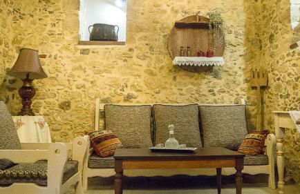 Hercules Traditional Houses - Photo 42