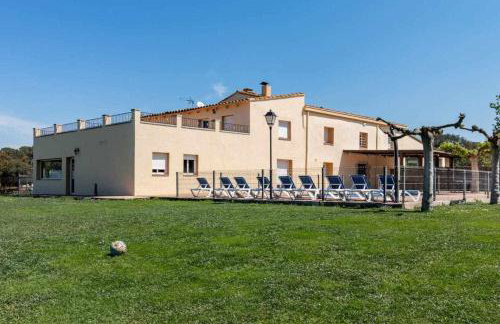 Can Bugantó - amplia casa con piscina y jardín - Foto 2