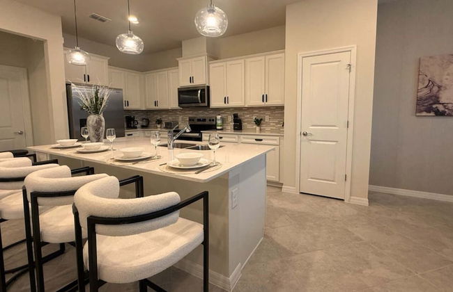 Upstay Family Home w Cinema Pool BBQ Clermont - Foto 7