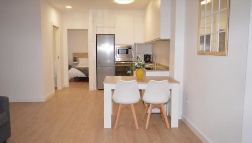 Floridos Playa Piso reformado de 2 habitaciones a 50m de la playa - Foto 1, stove, pet friendly, minibar