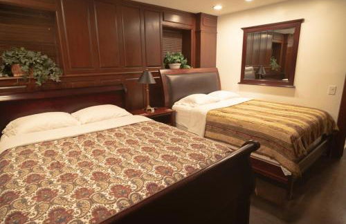 Inspiring Grotto Sleeps 10-20 Free TV & Parking - Foto 8