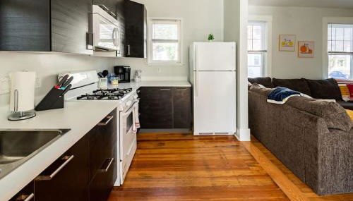 Globetrotters Suite in Historic Richmond with Patio - Foto 4