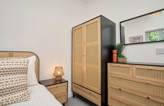 Spacious One Bed Apt With Scenic Views - Foto 13