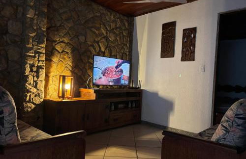 Aconchegante pé na lagoa - Foto 12