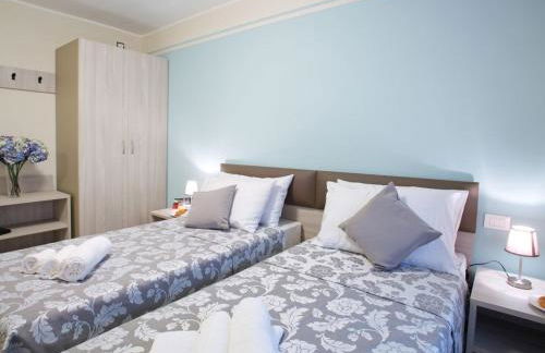 SALA COMACINA APARTMENT NO 4-SLEEPS 10 by Italian Apartments - Foto 18