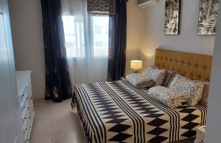 Puerto Paraiso Estepona port - Photo 25