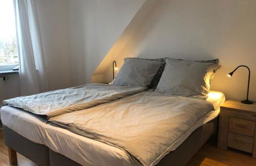 Hygge House - mit Garten, Dachterrasse und Weitblick - Foto 14